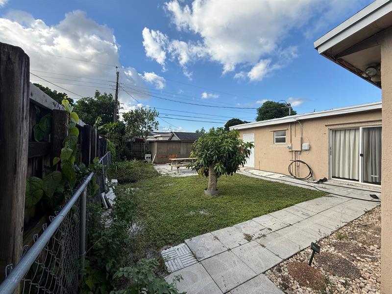 Image 29 of 31 For 6940 9th St  