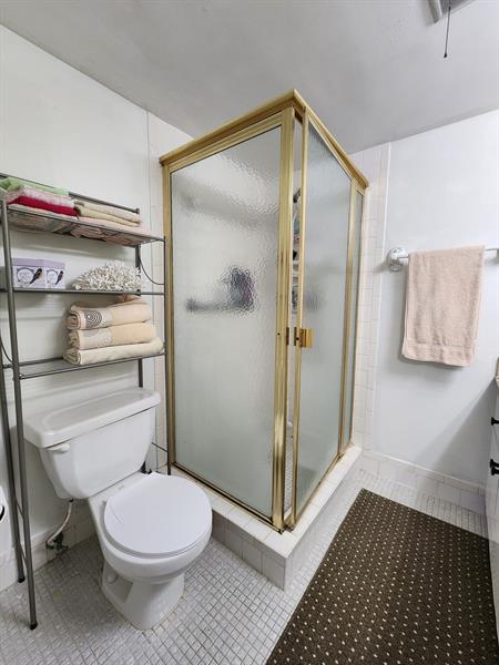 Image 13 of 14 For 5851 62nd Ave  101