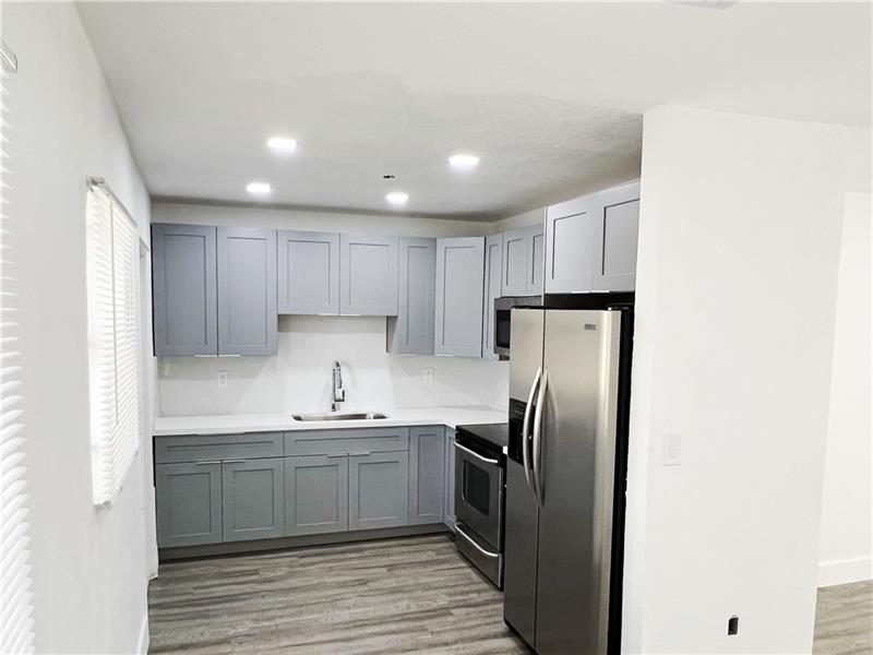 Image 4 of 17 For 1135 127th St