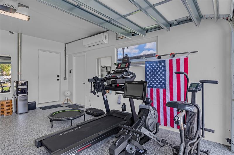 Image 51 of 83 For 160 3rd Ct  