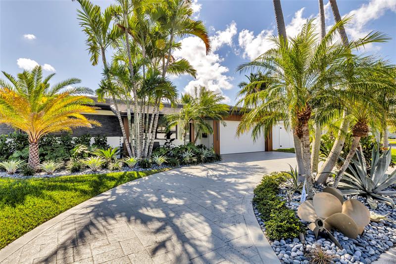 Image 53 of 83 For 160 3rd Ct  