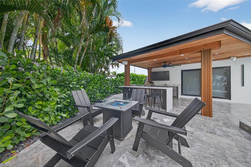 Image 6 of 83 For 160 3rd Ct  