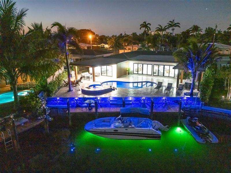 Image 70 of 83 For 160 3rd Ct  