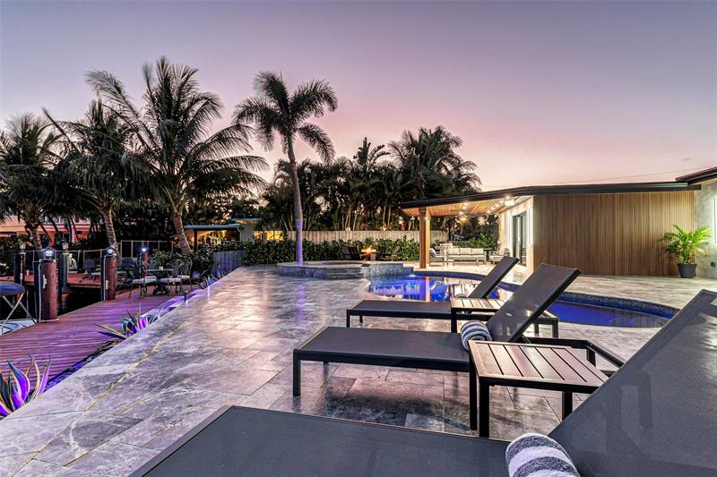 Image 74 of 83 For 160 3rd Ct  