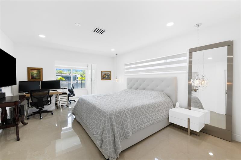 Image 11 of 28 For 420 13th Ave