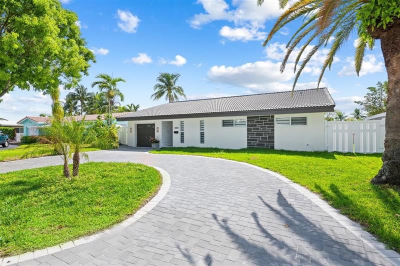 Image 3 of 28 For 420 13th Ave