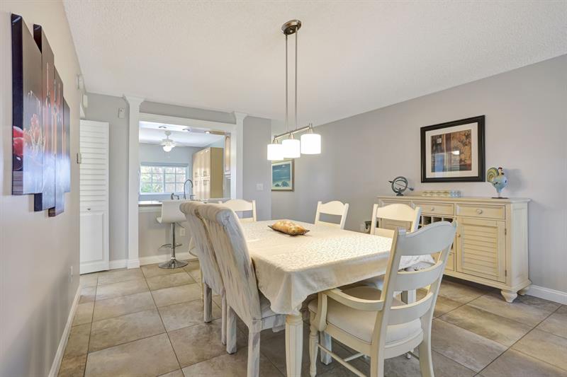 Image 16 of 55 For 4040 Crystal Lake Dr  202