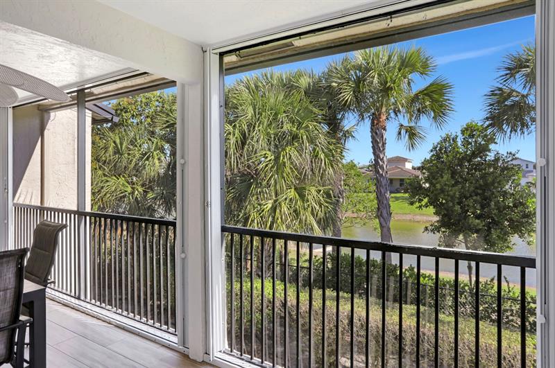 Image 27 of 55 For 4040 Crystal Lake Dr  202