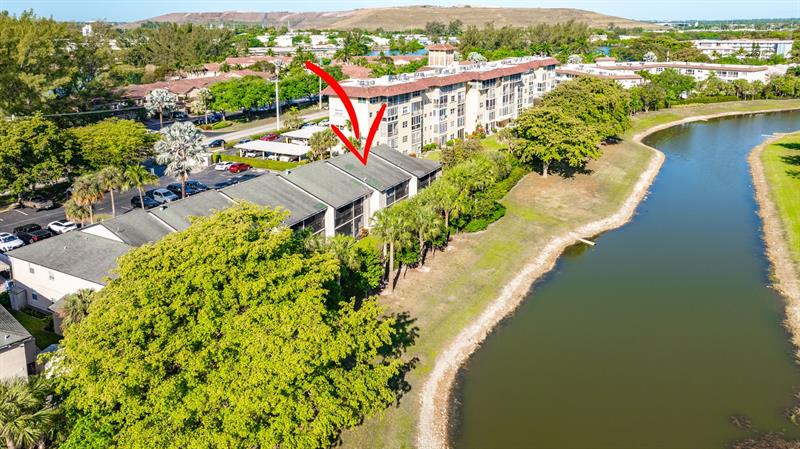 Image 46 of 55 For 4040 Crystal Lake Dr  202