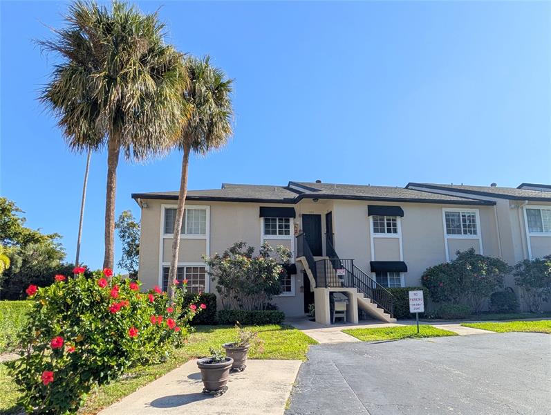 Image 47 of 55 For 4040 Crystal Lake Dr  202