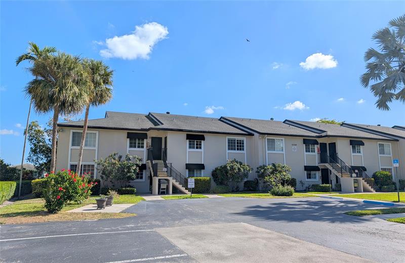 Image 48 of 55 For 4040 Crystal Lake Dr  202