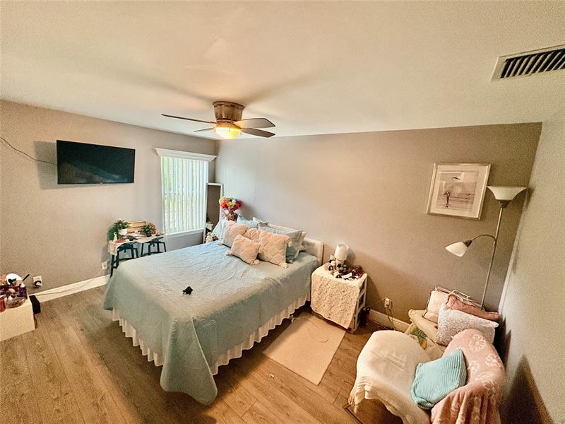 Image 19 of 40 For 745 132nd Ter  745