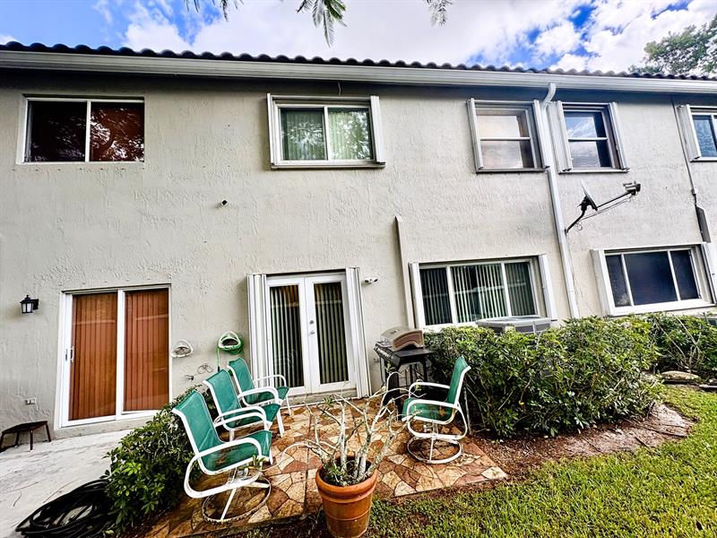 Image 31 of 40 For 745 132nd Ter  745