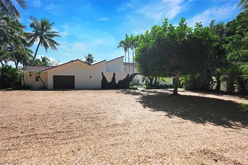 Details for 114 Beach Rd, Hobe Sound, FL 33455