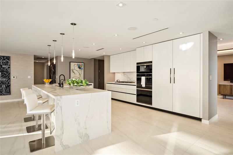 Image 15 of 84 For 1116 Ocean Blvd  Uph03