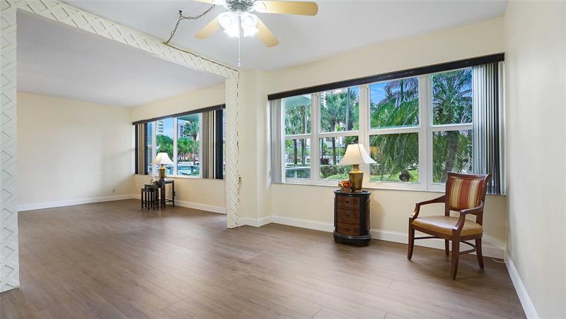 Image 13 of 49 For 3333 34th St  109