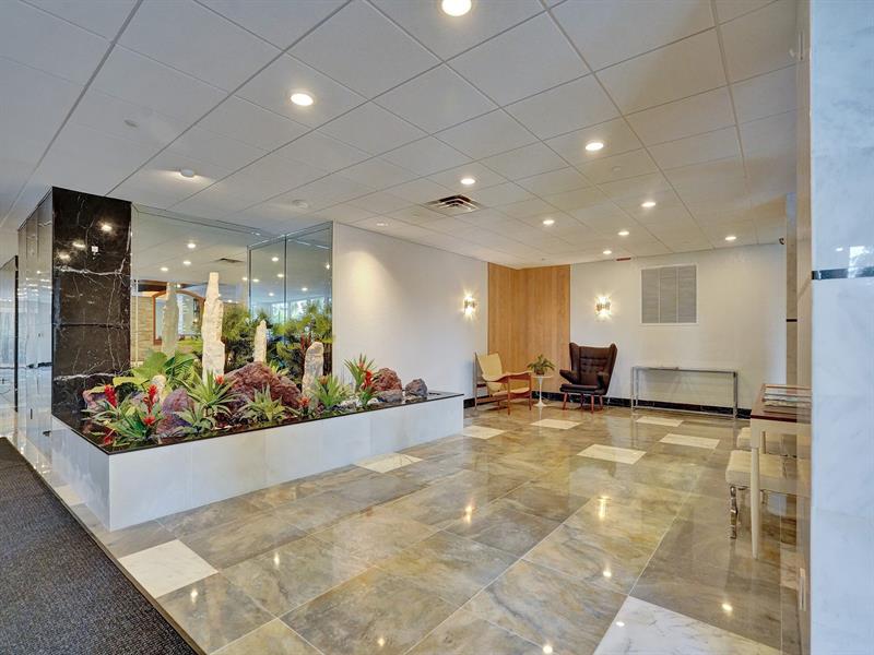 Image 40 of 49 For 3333 34th St  109