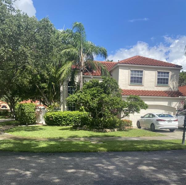 Details for 1505 Harbour Side Dr, Weston, FL 33326