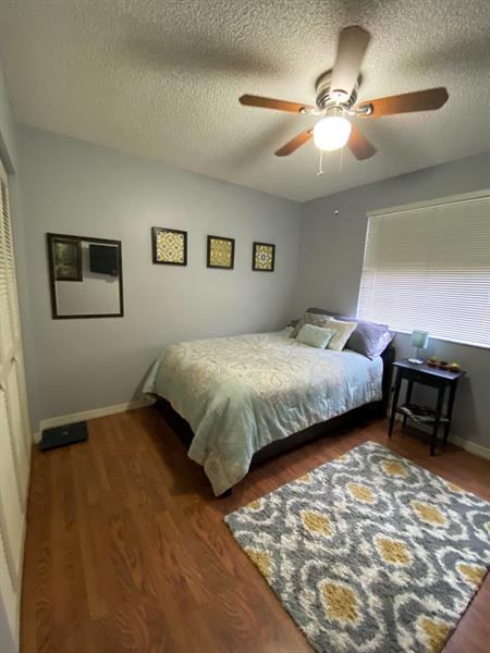 Image 6 of 13 For 1505 Harbour Side Dr