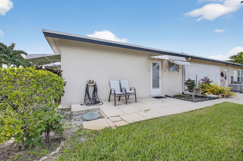 Image 26 of 28 For 1025 South Dr  D