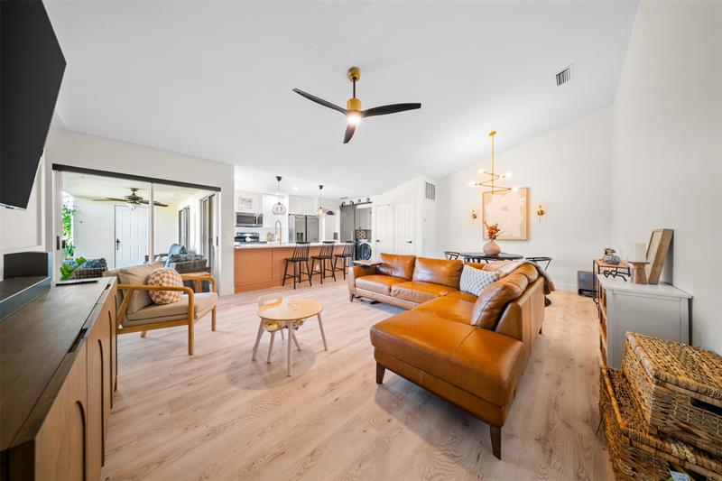 Image 11 of 37 For 1250 Sun Terrace Cir  16a