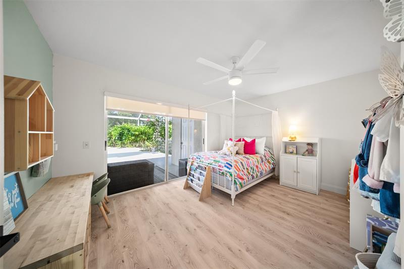 Image 25 of 37 For 1250 Sun Terrace Cir  16a