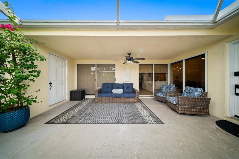 Image 27 of 37 For 1250 Sun Terrace Cir  16a