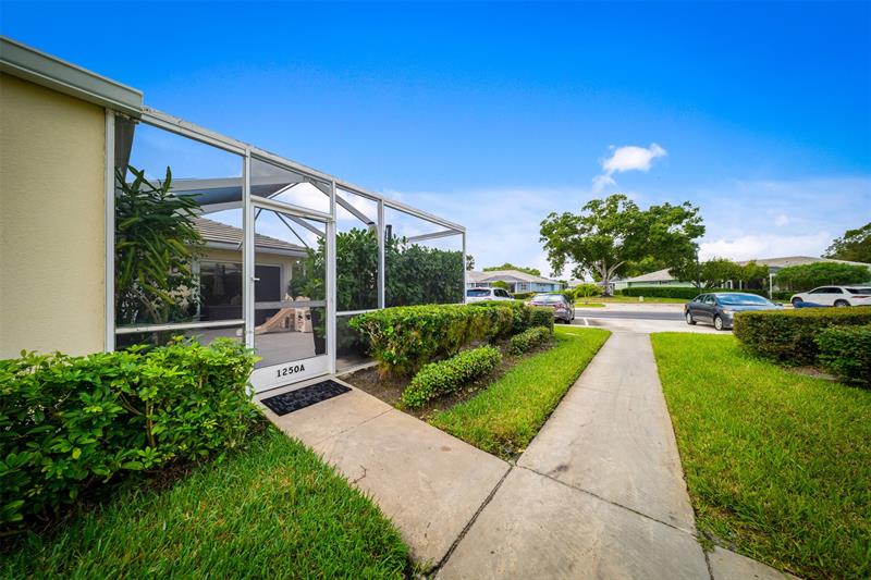 Image 29 of 37 For 1250 Sun Terrace Cir  16a