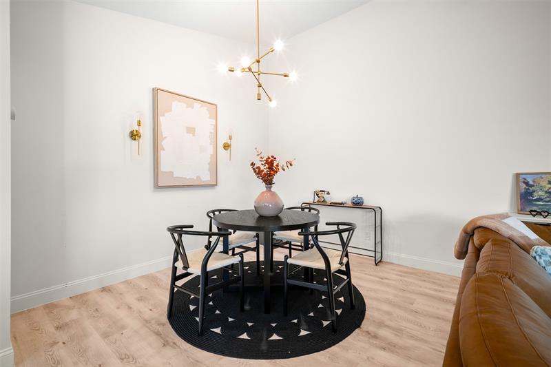 Image 9 of 37 For 1250 Sun Terrace Cir  16a