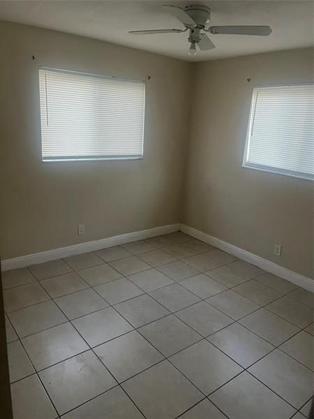 Image 13 of 13 For 1451 33rd Ave