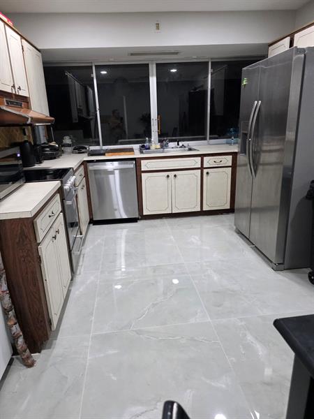 Image 13 of 15 For 5500 Roosevelt St