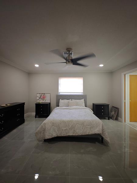 Image 6 of 15 For 5500 Roosevelt St