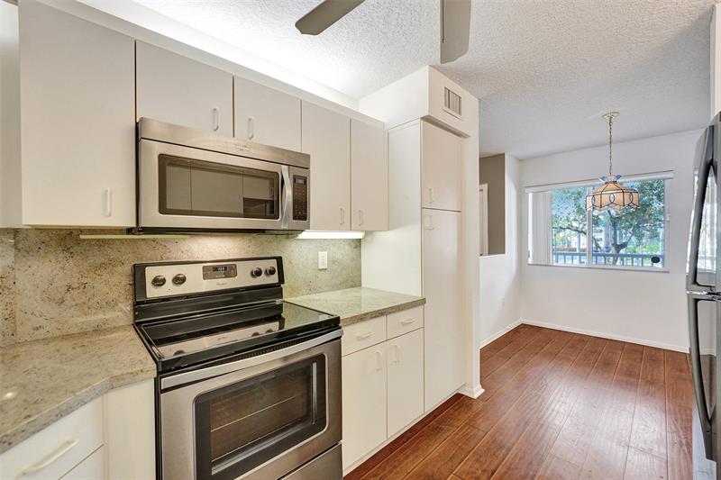 Image 13 of 69 For 9563 Weldon Cir  D212