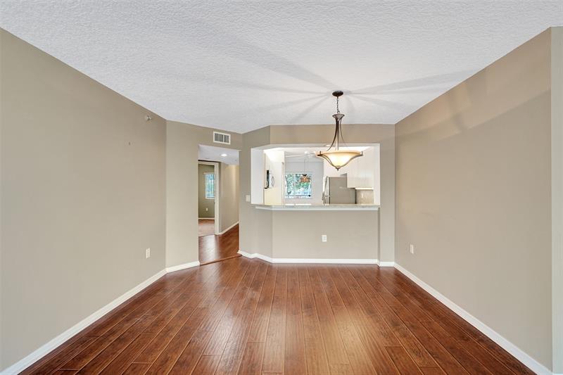 Image 22 of 69 For 9563 Weldon Cir  D212