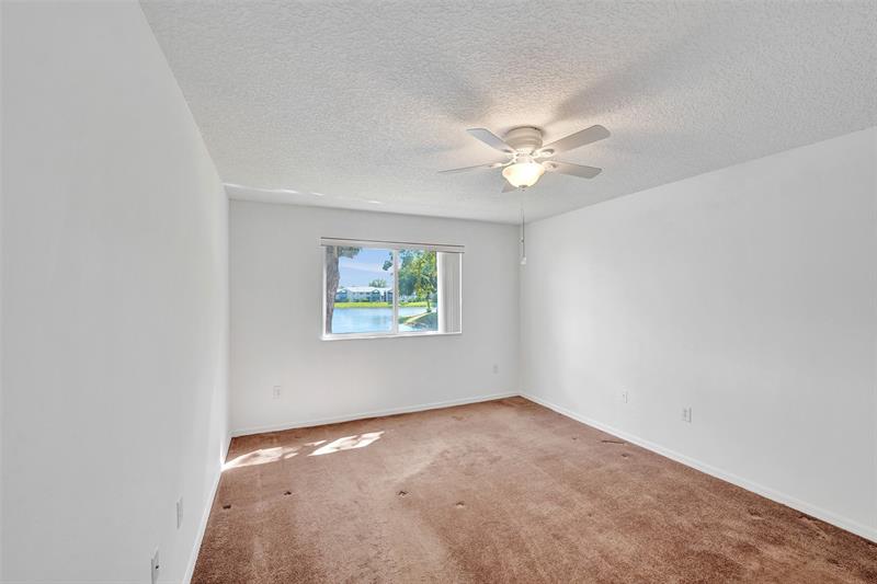 Image 31 of 69 For 9563 Weldon Cir  D212