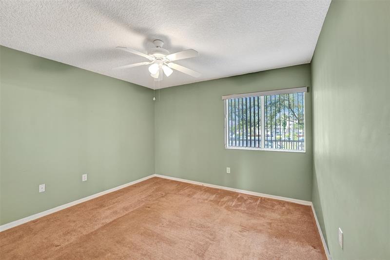 Image 40 of 69 For 9563 Weldon Cir  D212