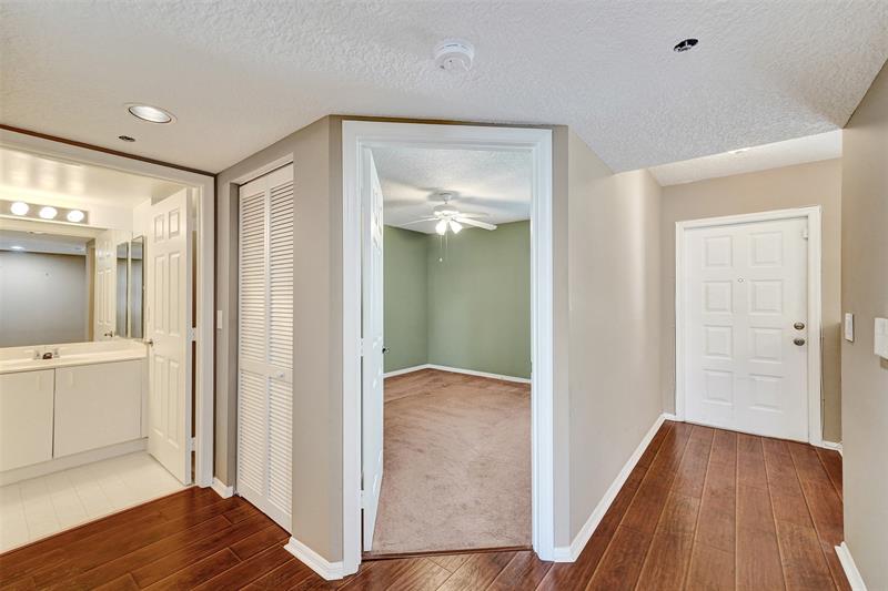Image 44 of 69 For 9563 Weldon Cir  D212