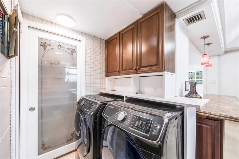 Image 13 of 30 For 3430 Galt Ocean Dr 611