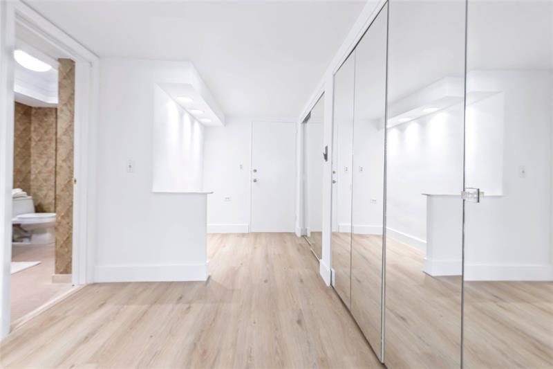 Image 24 of 30 For 3430 Galt Ocean Dr 611