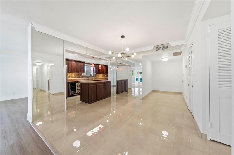 Image 3 of 30 For 3430 Galt Ocean Dr 611