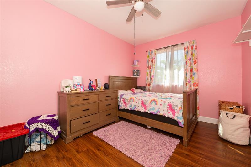 Image 24 of 29 For 12911 284th Ter