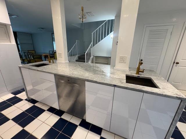 Image 6 of 22 For 8045 Eastlake Dr  1d