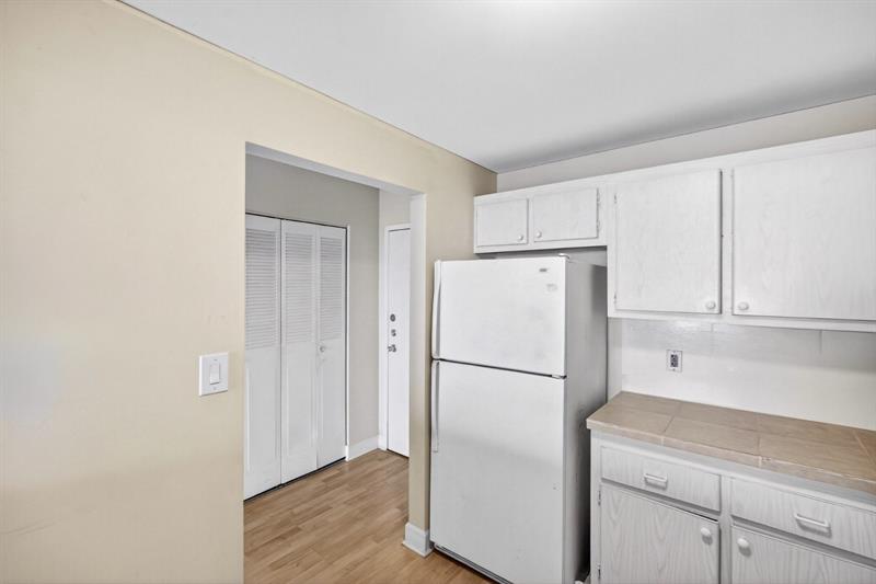 Image 14 of 22 For 16851 23rd Ave  A619