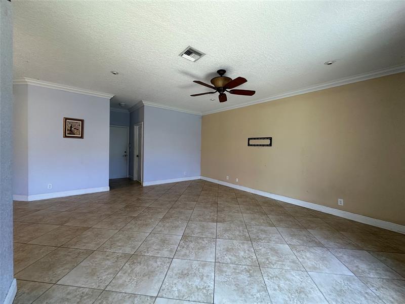 Image 10 of 16 For 7665 Trenton Dr