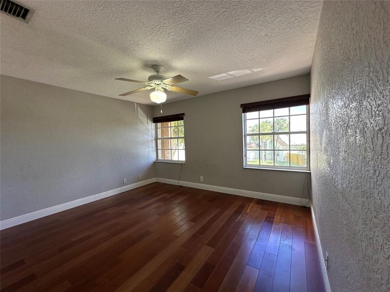 Image 14 of 16 For 7665 Trenton Dr