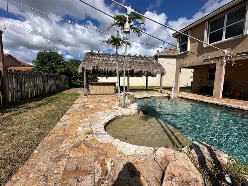 Image 16 of 16 For 7665 Trenton Dr