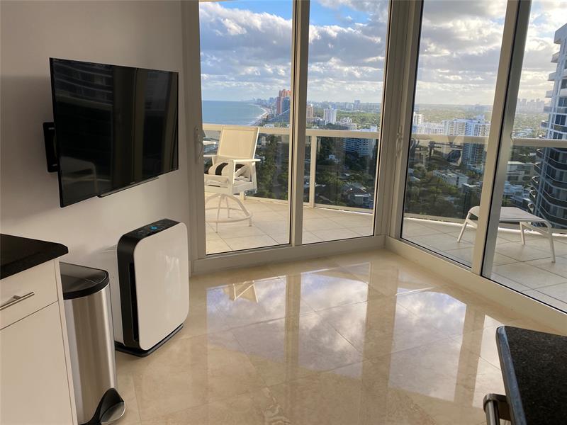 Image 17 of 34 For 3200 Ocean Blvd  2506