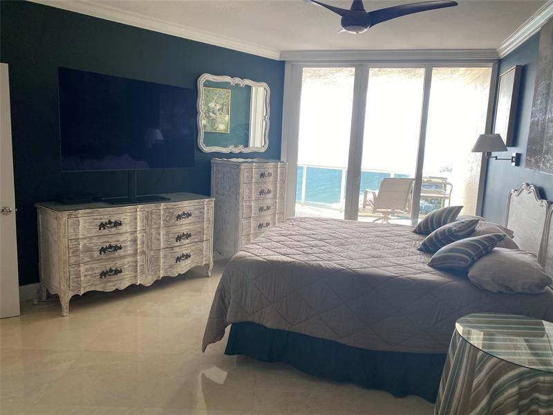 Image 28 of 34 For 3200 Ocean Blvd  2506