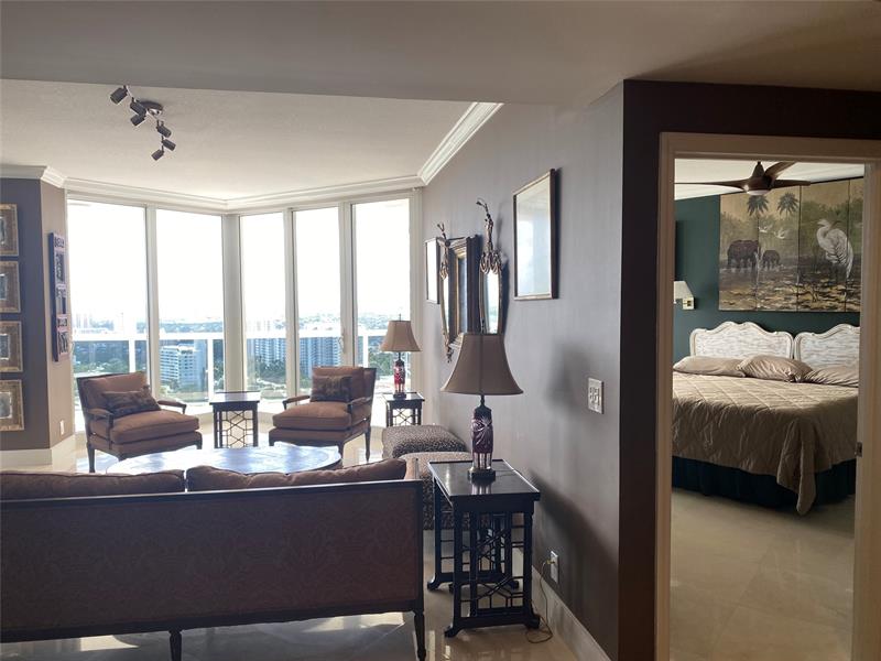 Image 7 of 34 For 3200 Ocean Blvd  2506