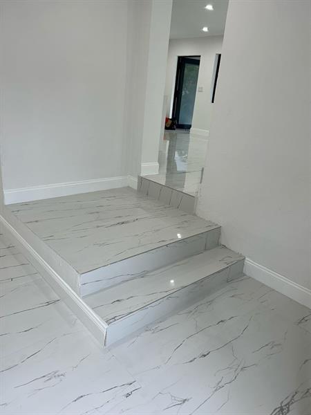 Image 11 of 38 For 16011 38th Ct